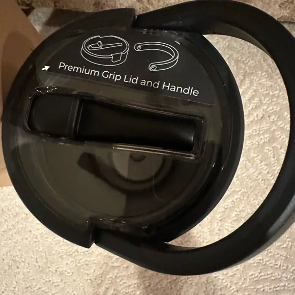 HydroJug Black Sport Bottle - Picture 3 of 7